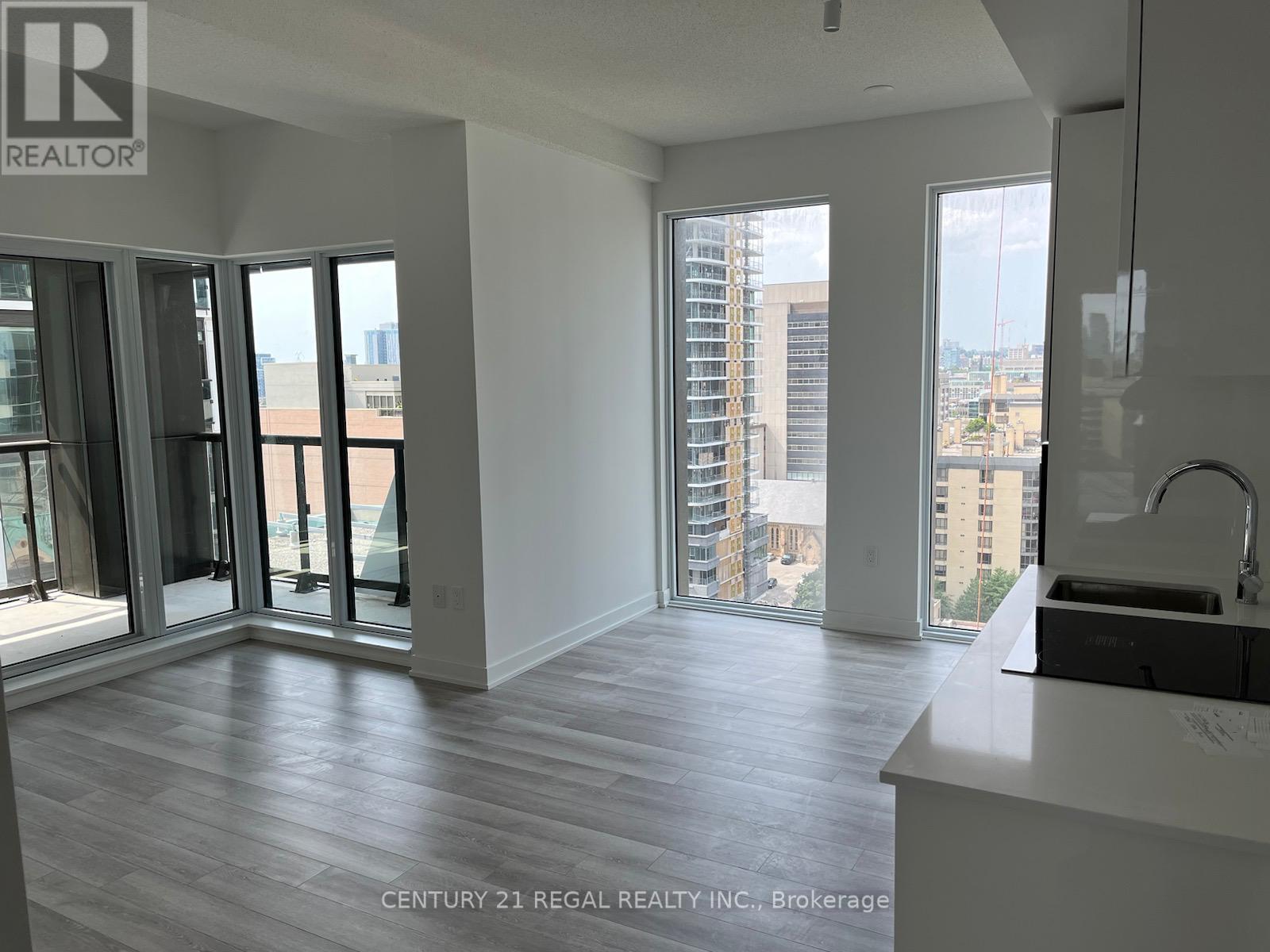 1409 - 238 Simcoe Street, Toronto, Ontario  M5T 1T4 - Photo 8 - C12959952