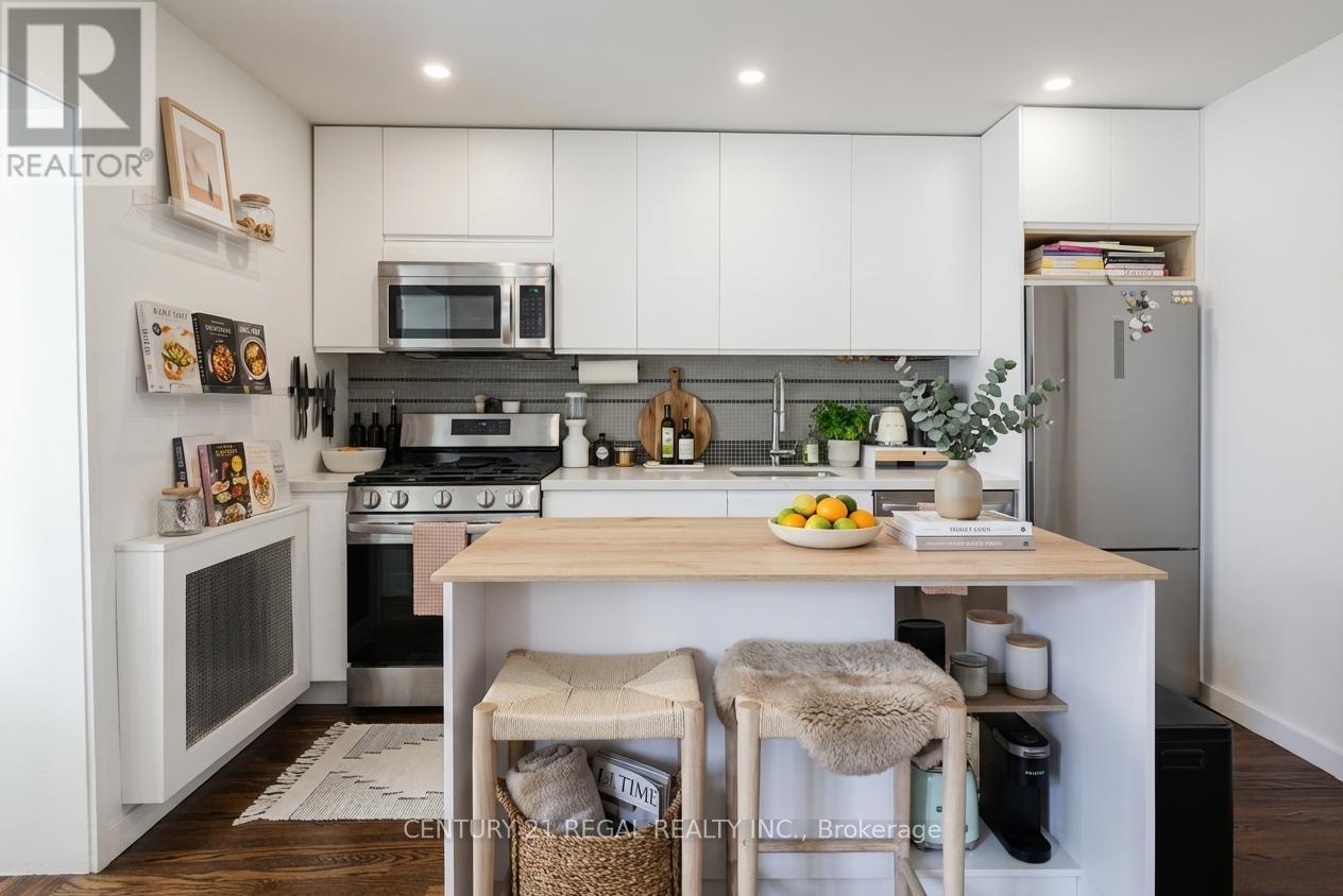 2 - 89 Gladstone Avenue, Toronto, Ontario  M6J 3K7 - Photo 1 - C12963162