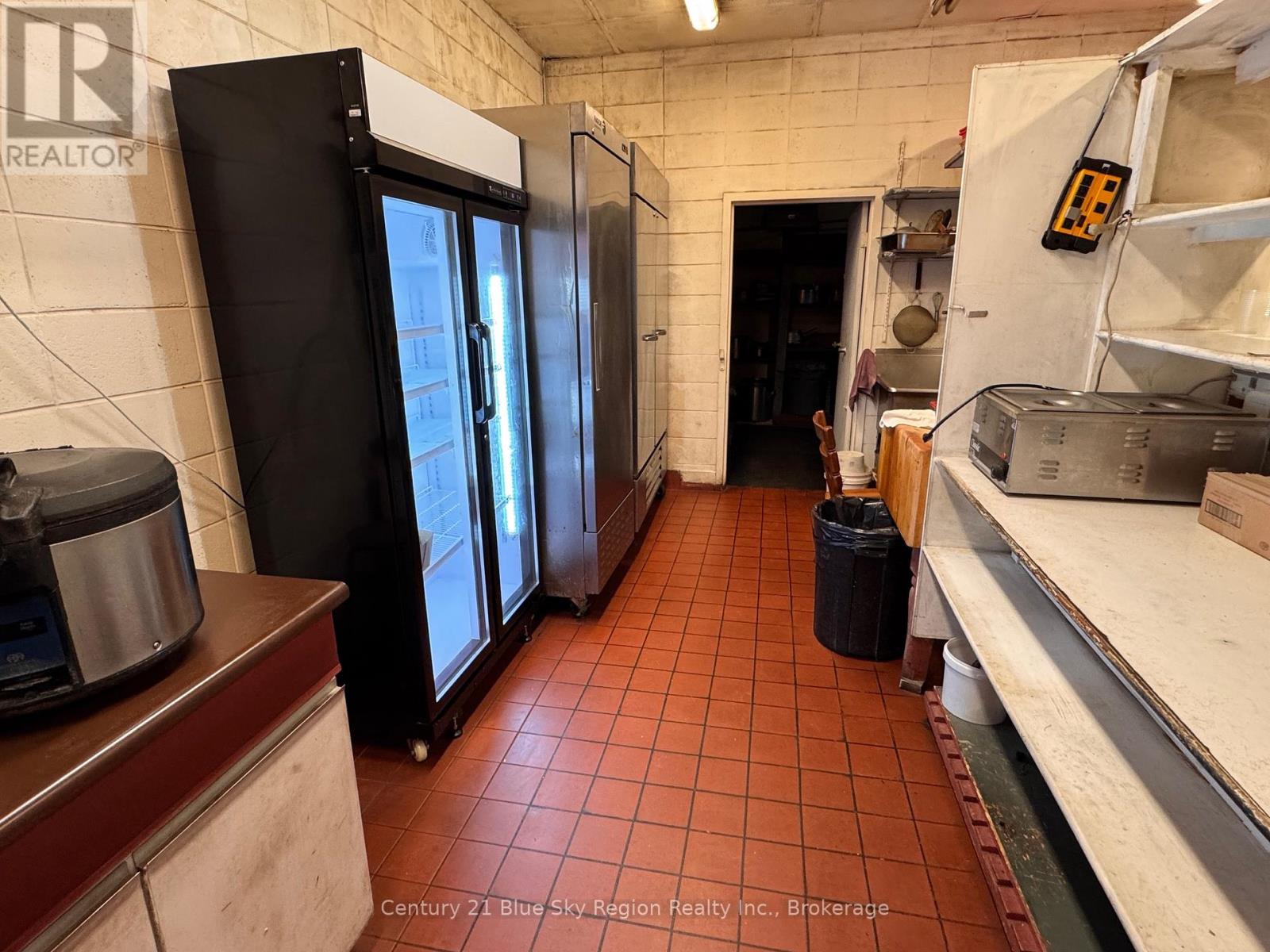 1107 Cassells Street, North Bay, Ontario  P1B 4B3 - Photo 6 - X12966574