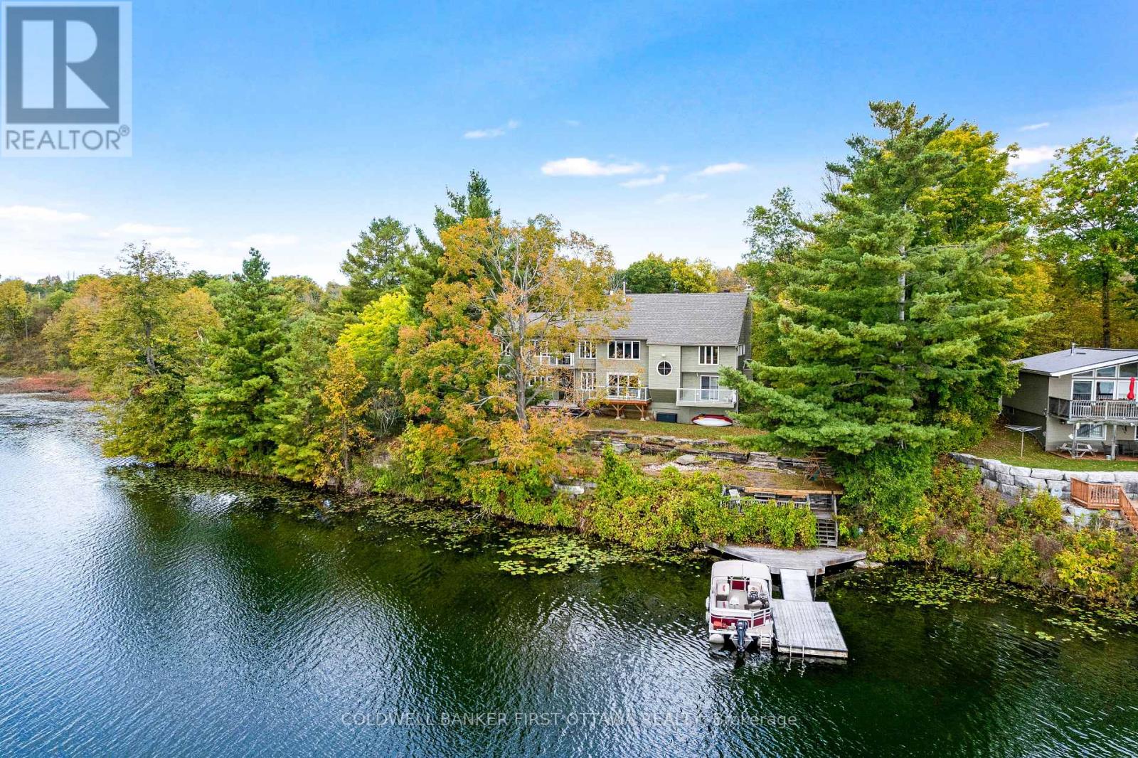 100 NAGLE WAY, Tay Valley, Ontario