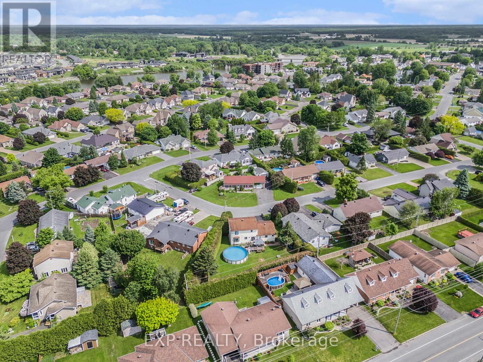 36 Desnoyers Street, Casselman, Ontario  K0A 1M0 - Photo 30 - X12888726