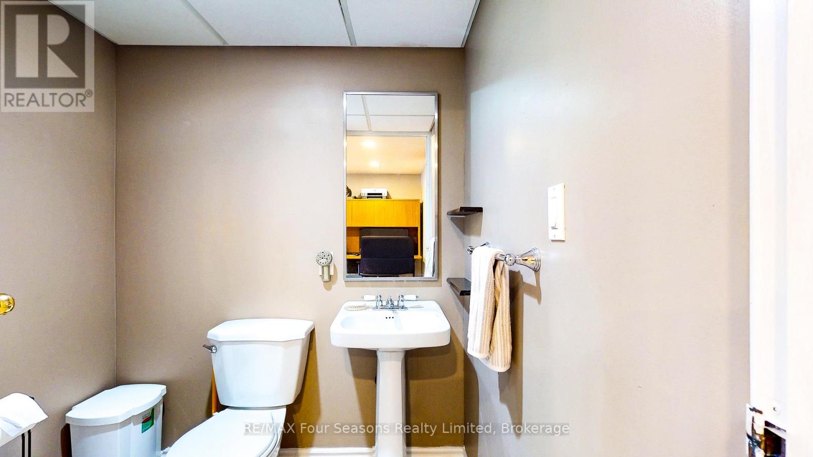 74 Telfer Road, Collingwood, Ontario  L9Y 4S2 - Photo 17 - S12966658