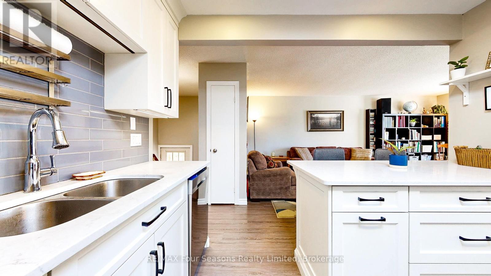 74 Telfer Road, Collingwood, Ontario  L9Y 4S2 - Photo 9 - S12966658