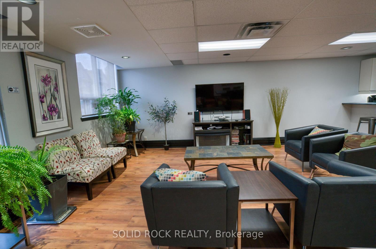 209 - 429 Somerset Street W, Ottawa, Ontario K2P 2P5 - Photo 28 - X12966490