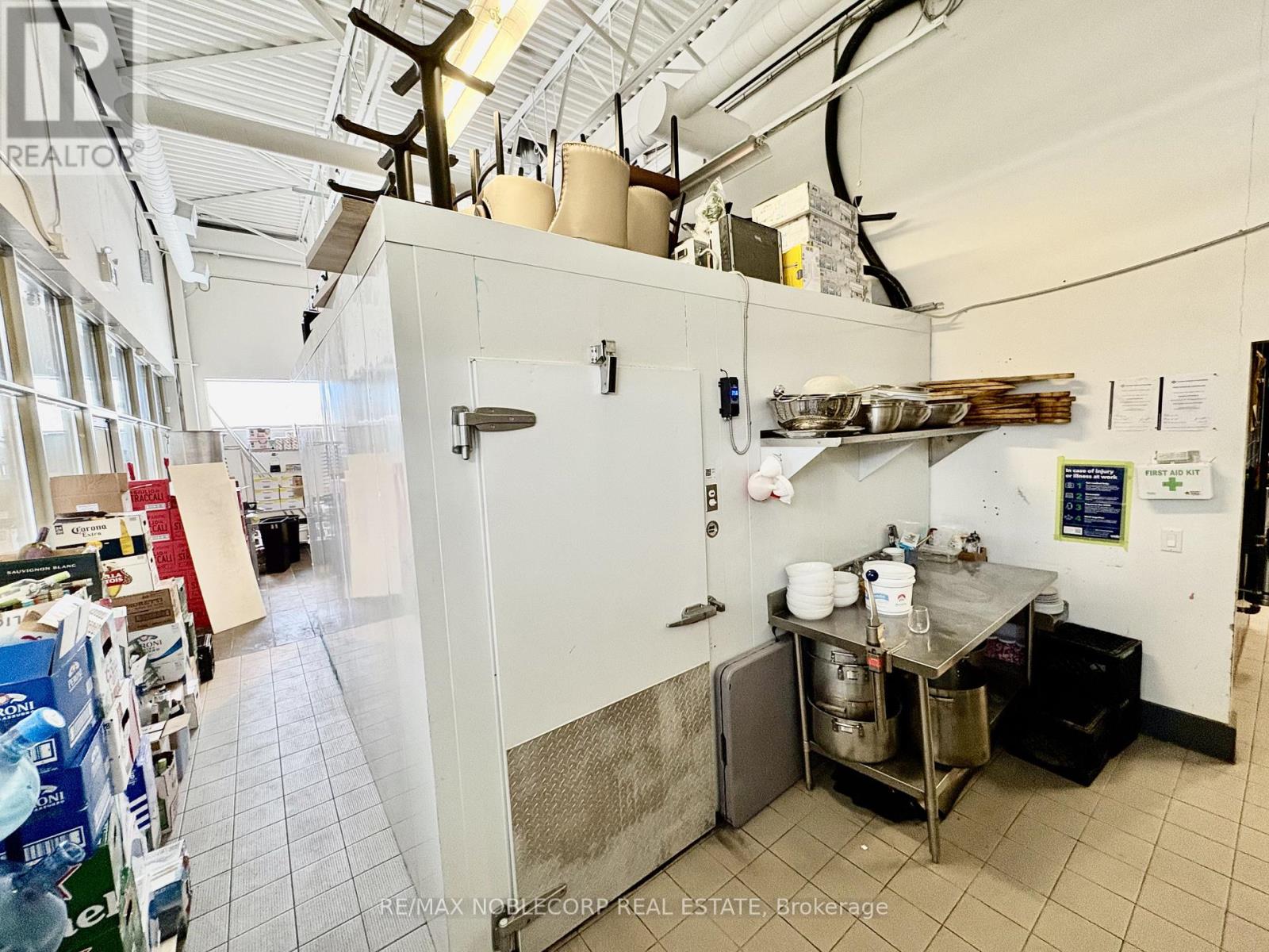 444 Holland Street W, Bradford West Gwillimbury, Ontario  L3Z 0G1 - Photo 24 - N12914854