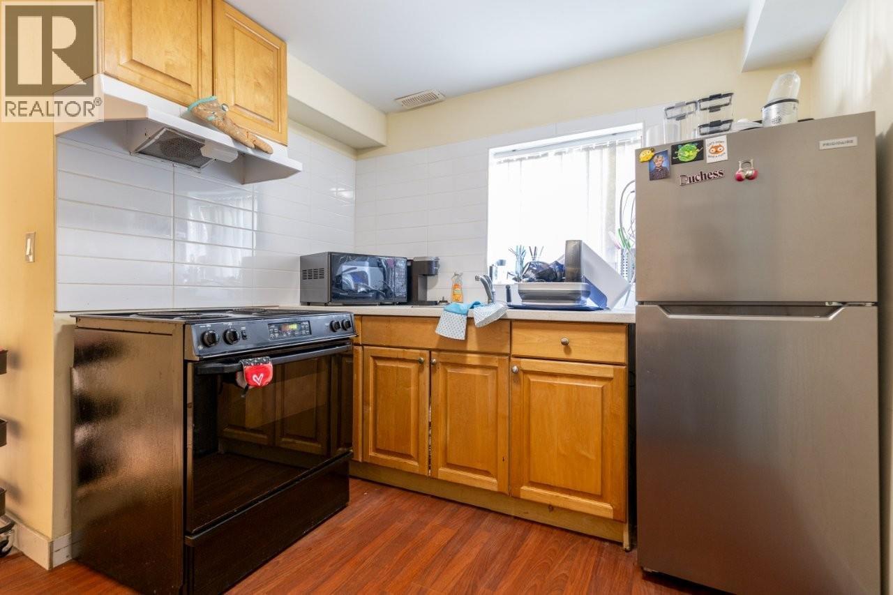 7250-52 Nelson Avenue, Burnaby, British Columbia  V5J 4C3 - Photo 24 - R3107491