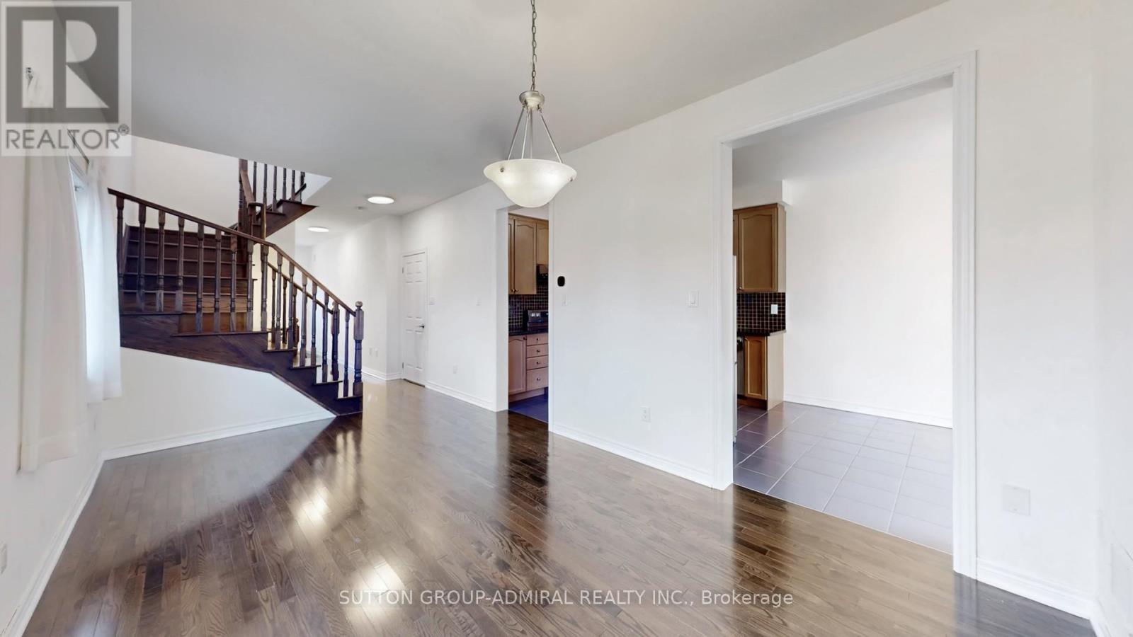 75 Lauderdale Drive, Vaughan, Ontario  L6A 4G7 - Photo 6 - N12964386