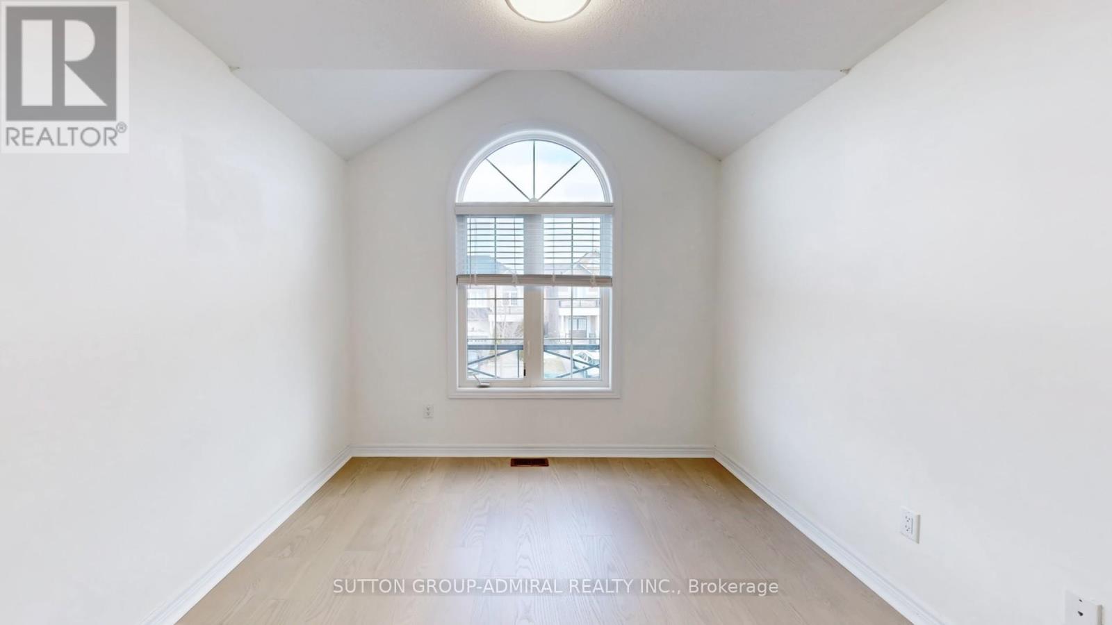 75 Lauderdale Drive, Vaughan, Ontario  L6A 4G7 - Photo 37 - N12964386