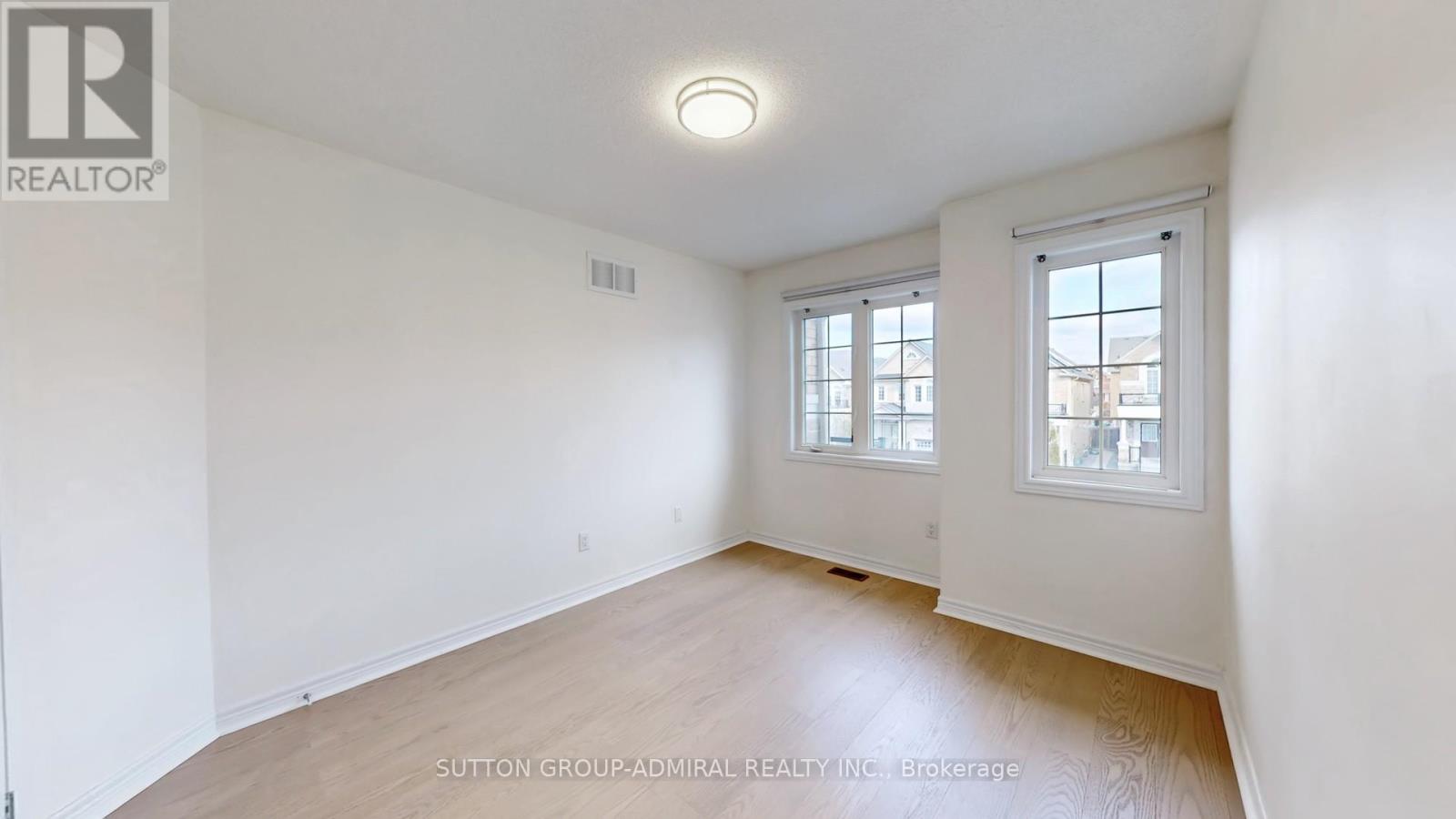 75 Lauderdale Drive, Vaughan, Ontario  L6A 4G7 - Photo 32 - N12964386