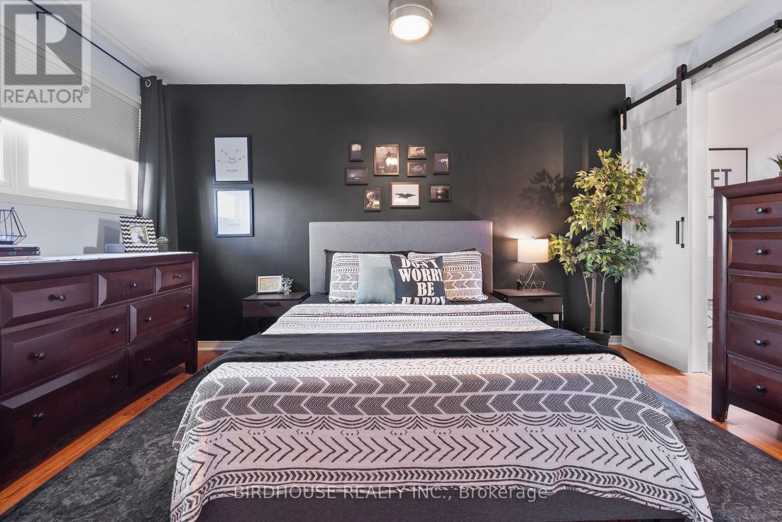 56 Champlain Boulevard, Kawartha Lakes, Ontario  K9V 4R1 - Photo 16 - X12966552