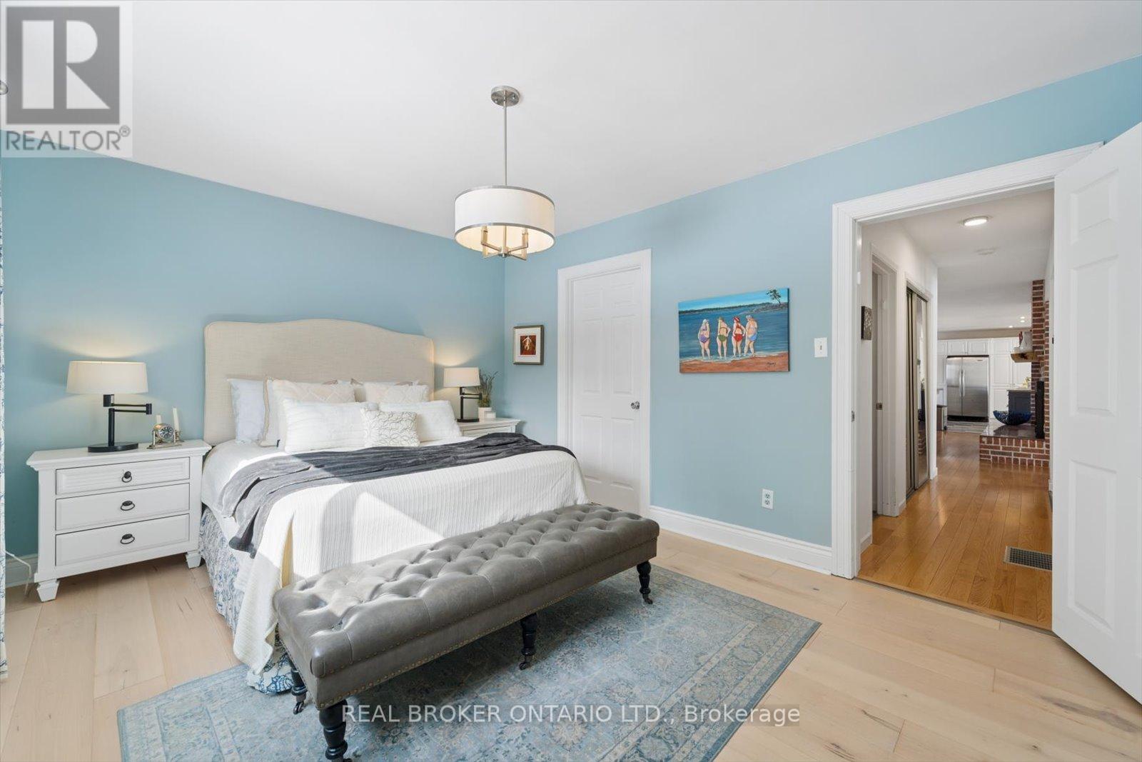 1449 Champlain Drive, Peterborough (Northcrest Ward 5), Ontario  K9L 1N3 - Photo 27 - X12966584