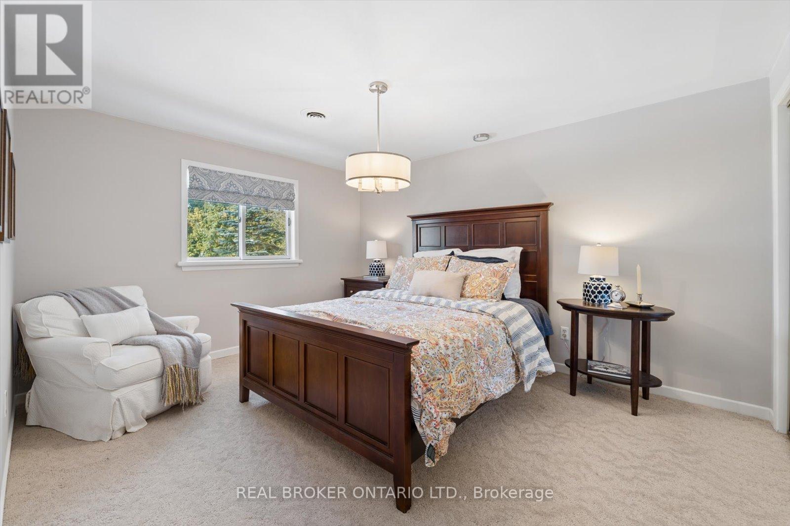 1449 Champlain Drive, Peterborough (Northcrest Ward 5), Ontario  K9L 1N3 - Photo 32 - X12966584