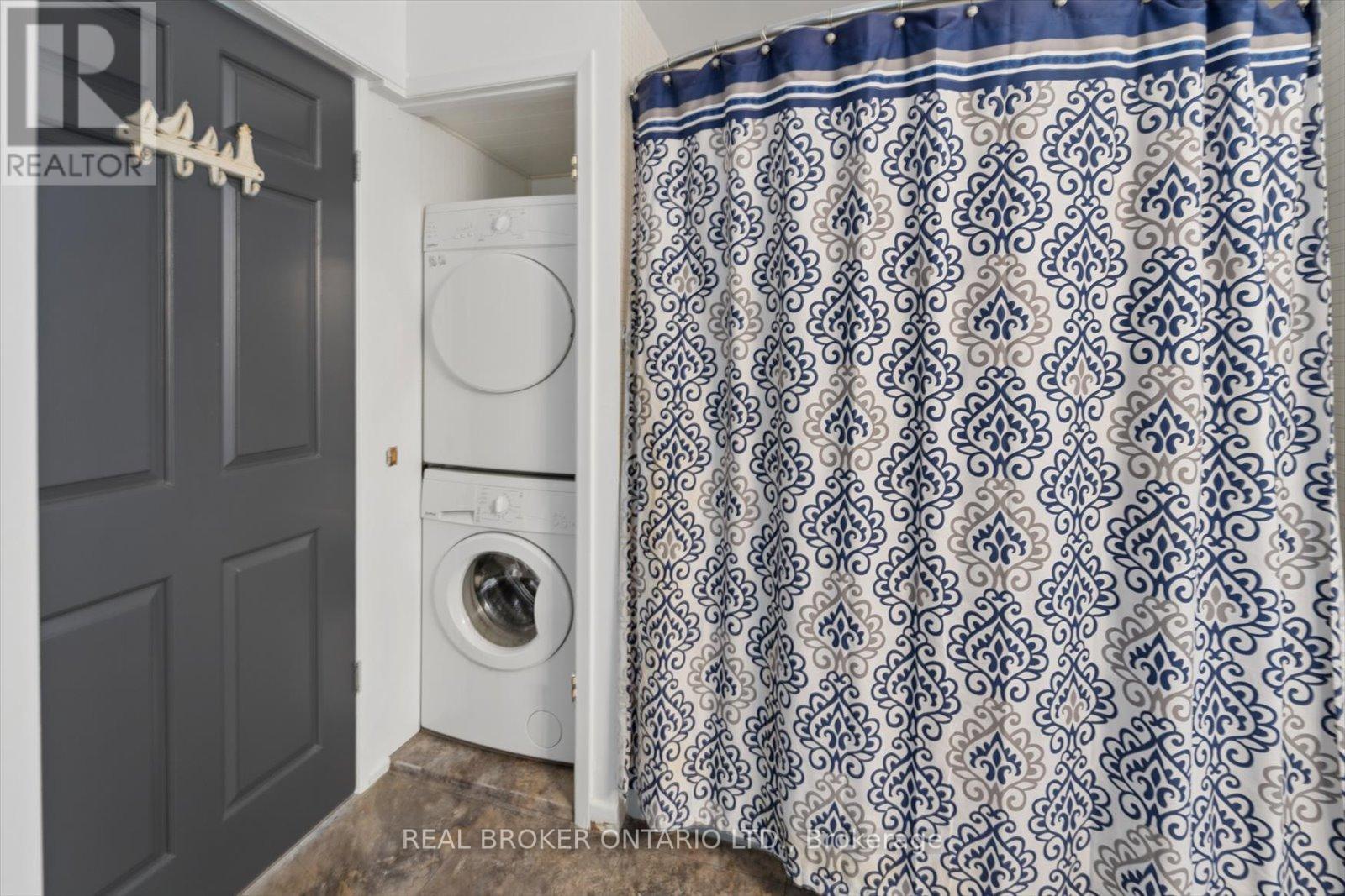 1449 Champlain Drive, Peterborough (Northcrest Ward 5), Ontario  K9L 1N3 - Photo 48 - X12966584