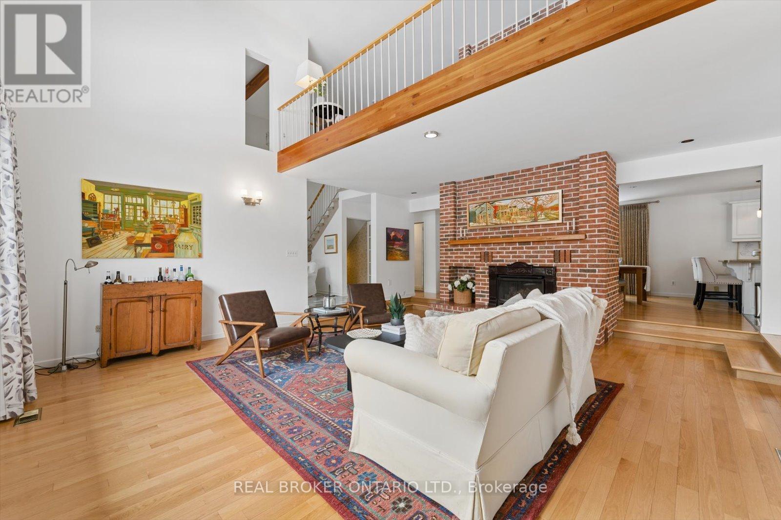 1449 Champlain Drive, Peterborough (Northcrest Ward 5), Ontario  K9L 1N3 - Photo 9 - X12966584