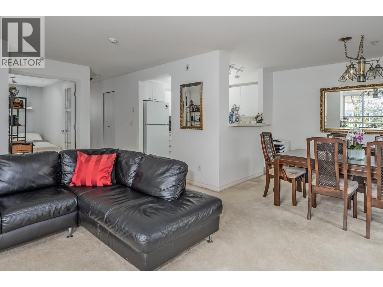 7307 Magnolia Terrace, Burnaby, British Columbia  V5E 4M3 - Photo 7 - R3107440