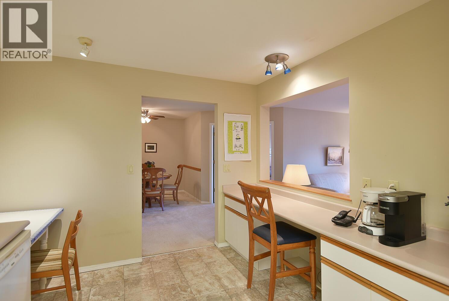 104 5768 Marine Way, Sechelt, British Columbia  V7Z 0K4 - Photo 5 - R3107443