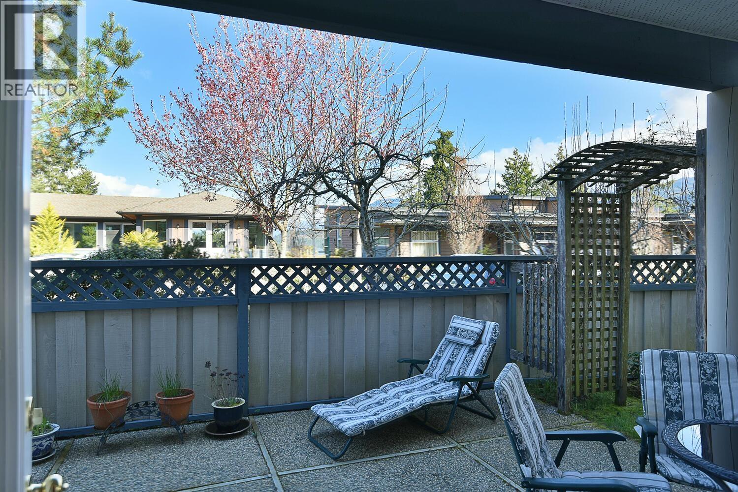 104 5768 Marine Way, Sechelt, British Columbia  V7Z 0K4 - Photo 8 - R3107443