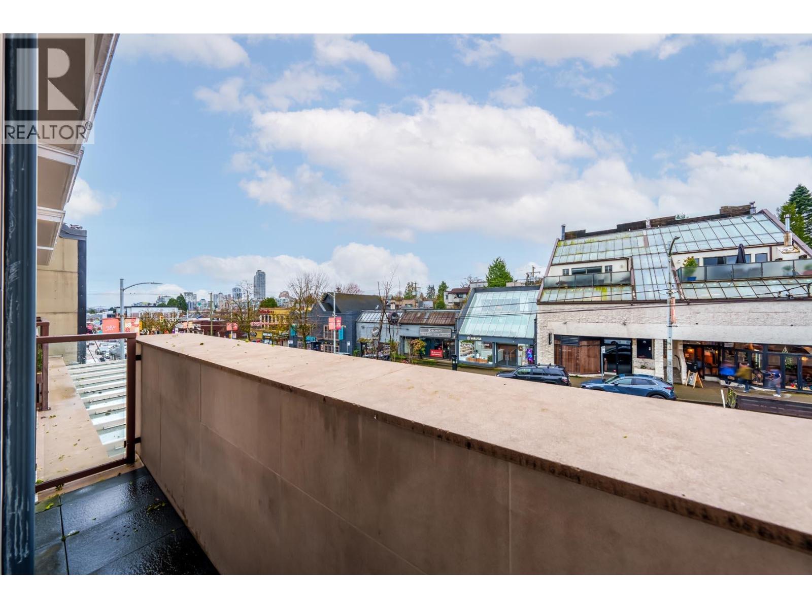 205 2035 W 4th Avenue, Vancouver, British Columbia  V6J 1N3 - Photo 2 - R3107461