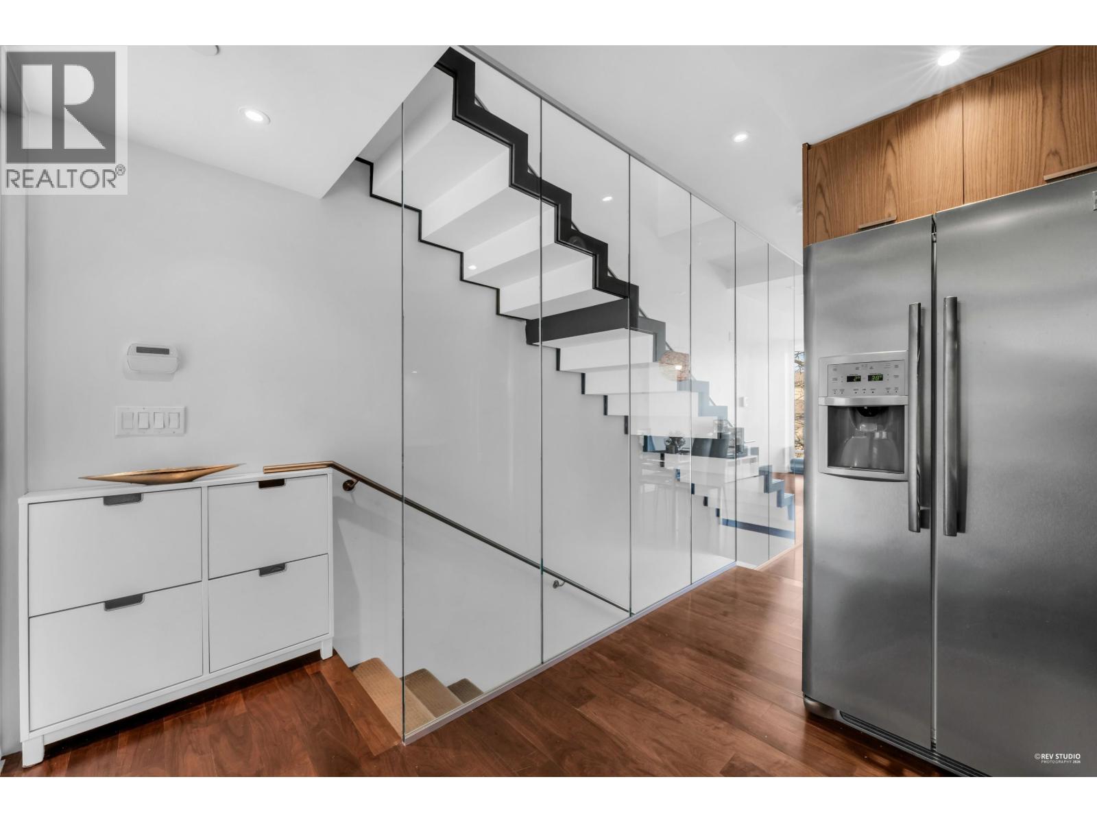 2 850 W 8th Avenue, Vancouver, British Columbia  V5Z 1E2 - Photo 5 - R3107509