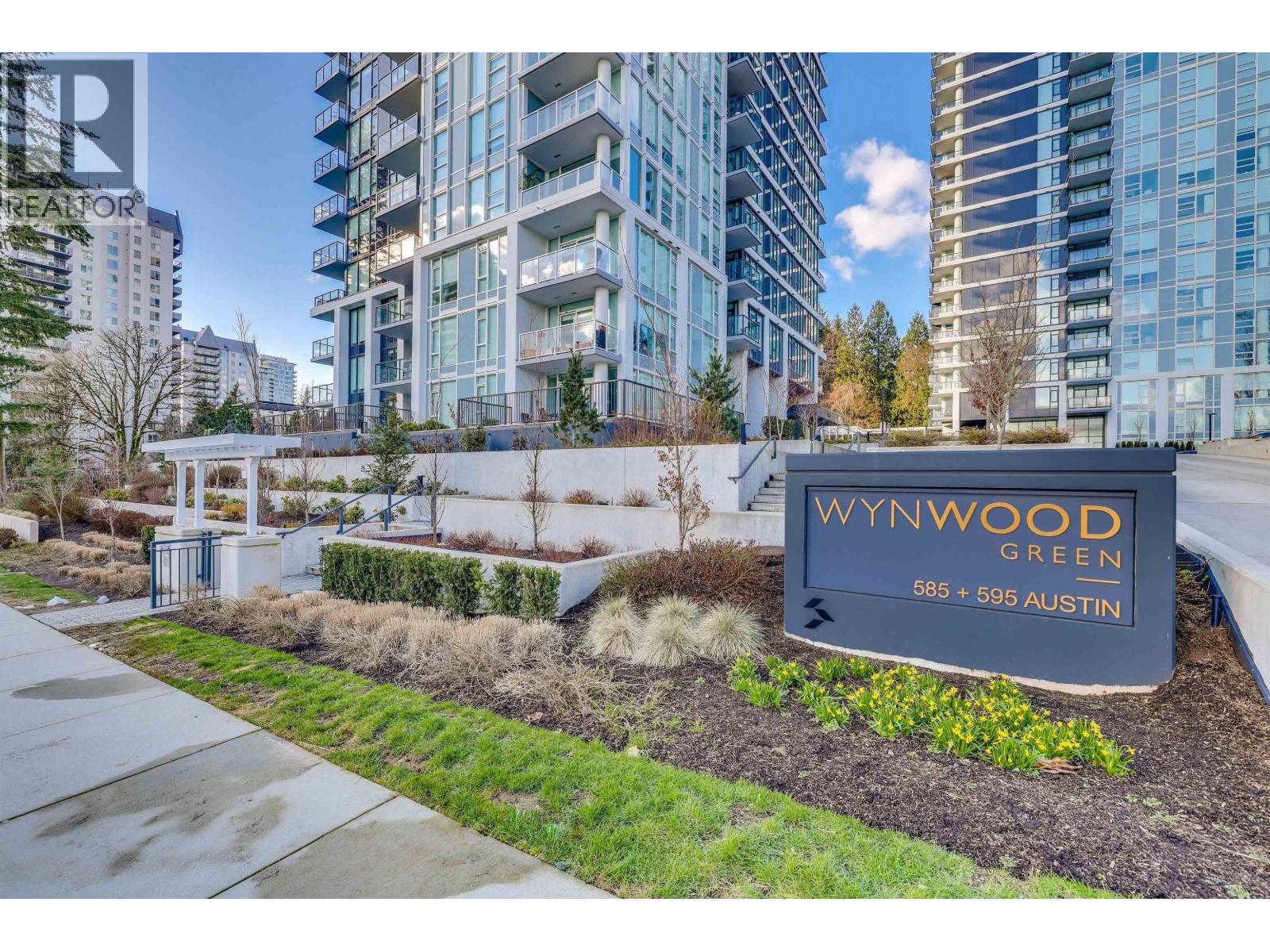 1205 595 Austin Avenue, Coquitlam, British Columbia  V3K 0G7 - Photo 2 - R3107298