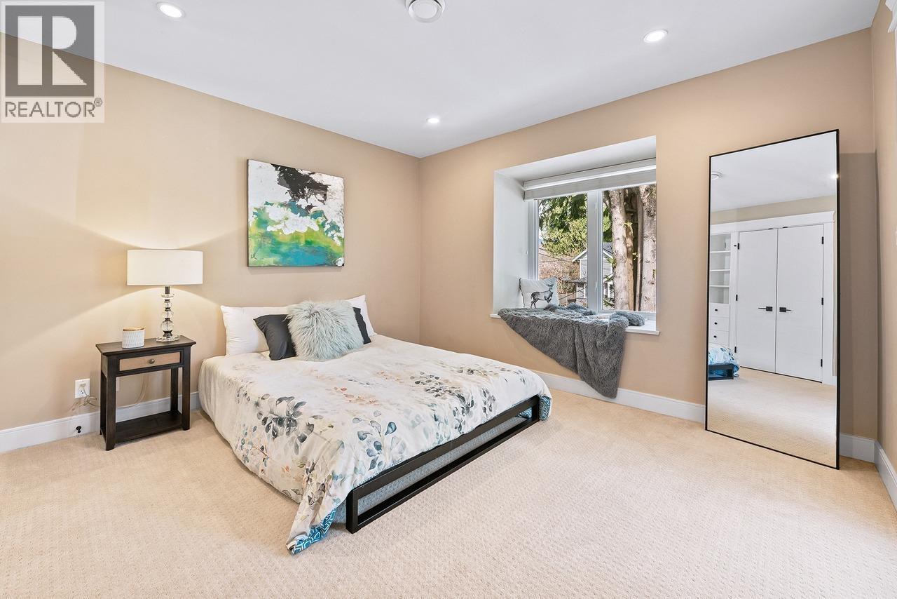 839 W 20th Street, North Vancouver, British Columbia  V7P 2B5 - Photo 27 - R3107460