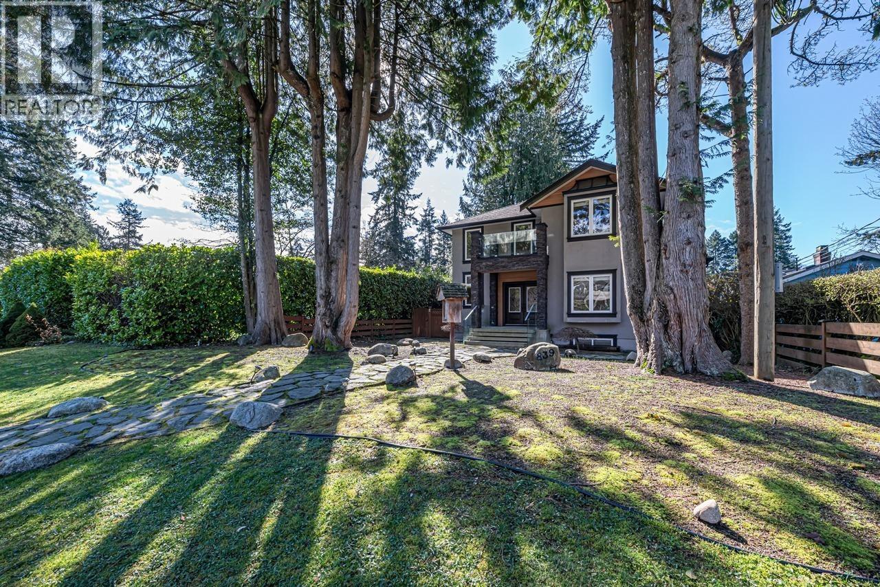 839 W 20th Street, North Vancouver, British Columbia  V7P 2B5 - Photo 39 - R3107460