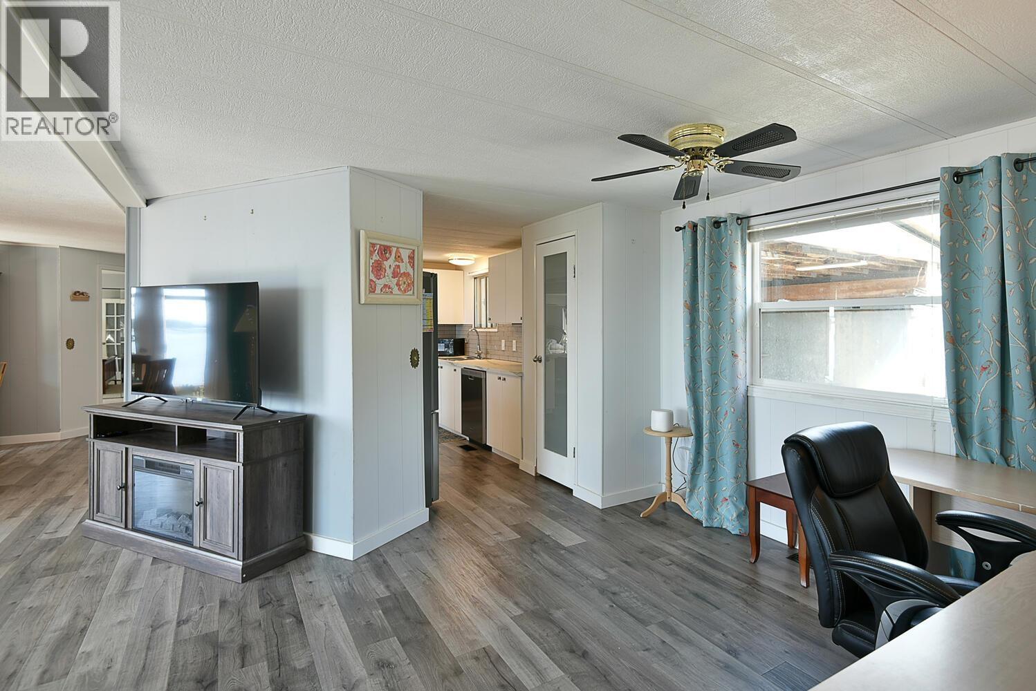 5218 Sunshine Coast Highway, Sechelt, British Columbia  V7Z 0C1 - Photo 9 - R3107490