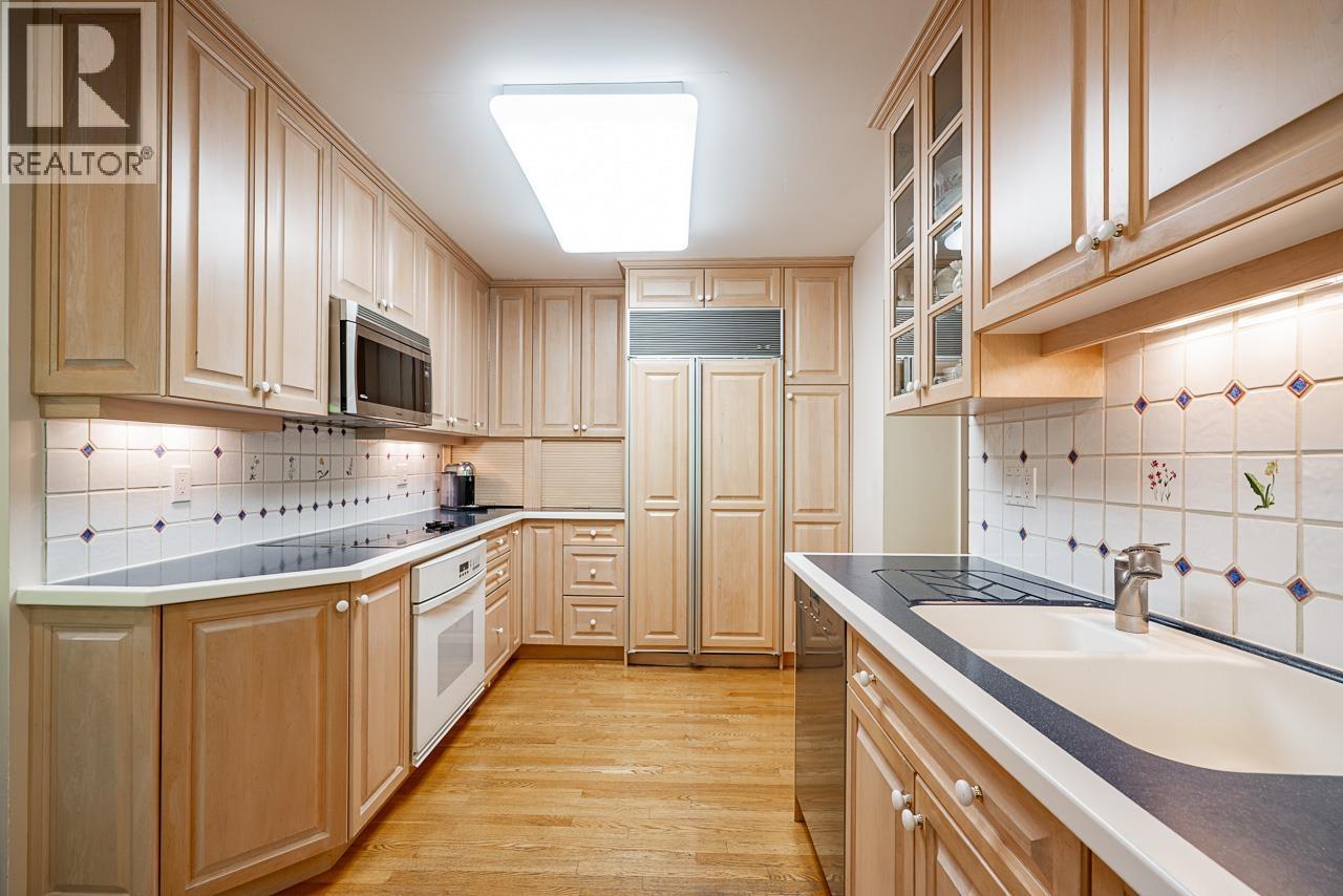 4651 Valley Road, North Vancouver, British Columbia  V7K 2M1 - Photo 15 - R3107550