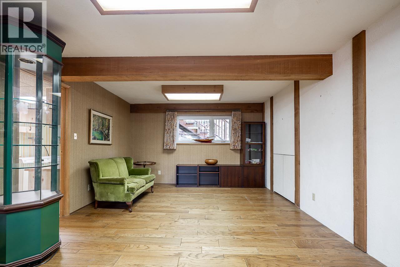 4651 Valley Road, North Vancouver, British Columbia  V7K 2M1 - Photo 31 - R3107550