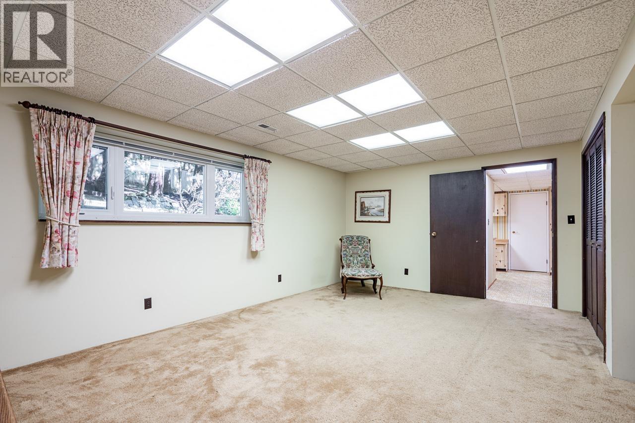 4651 Valley Road, North Vancouver, British Columbia  V7K 2M1 - Photo 34 - R3107550