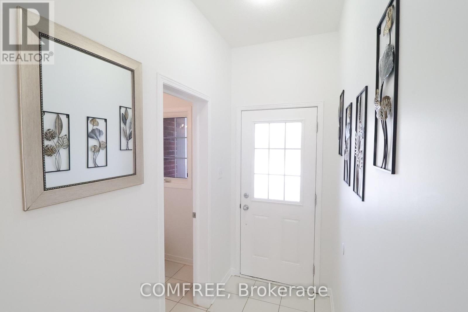 318 Amici Terrace, Ottawa, Ontario  K2S 0J6 - Photo 4 - X12966672