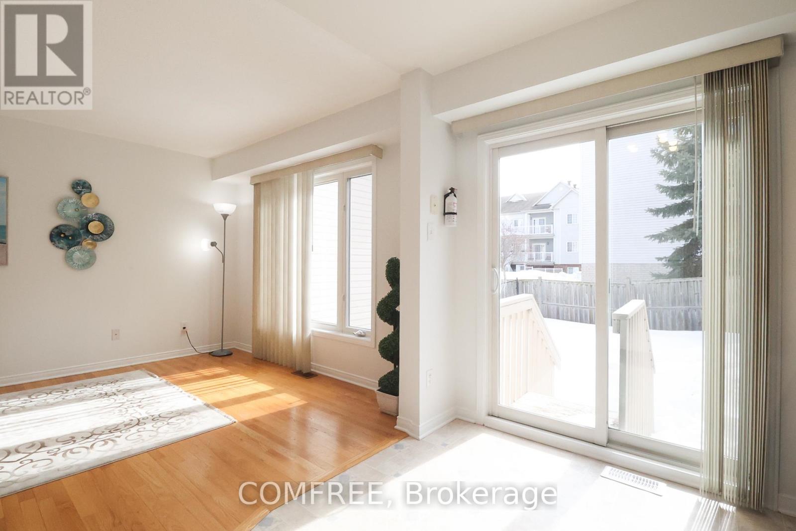 318 Amici Terrace, Ottawa, Ontario  K2S 0J6 - Photo 8 - X12966672