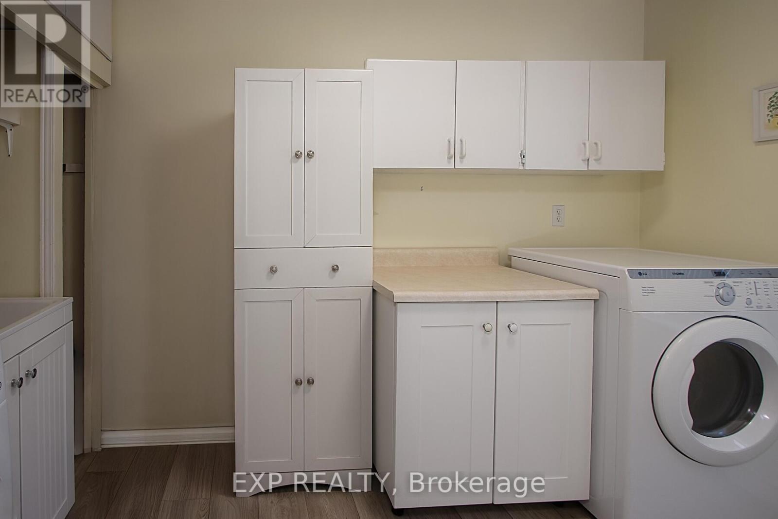 4027 Catherine Street, Thames Centre, Ontario  N0L 1G2 - Photo 24 - X12966570