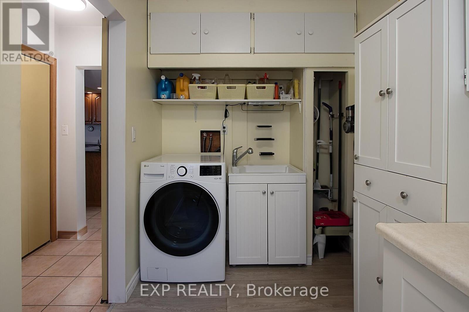 4027 Catherine Street, Thames Centre, Ontario  N0L 1G2 - Photo 25 - X12966570