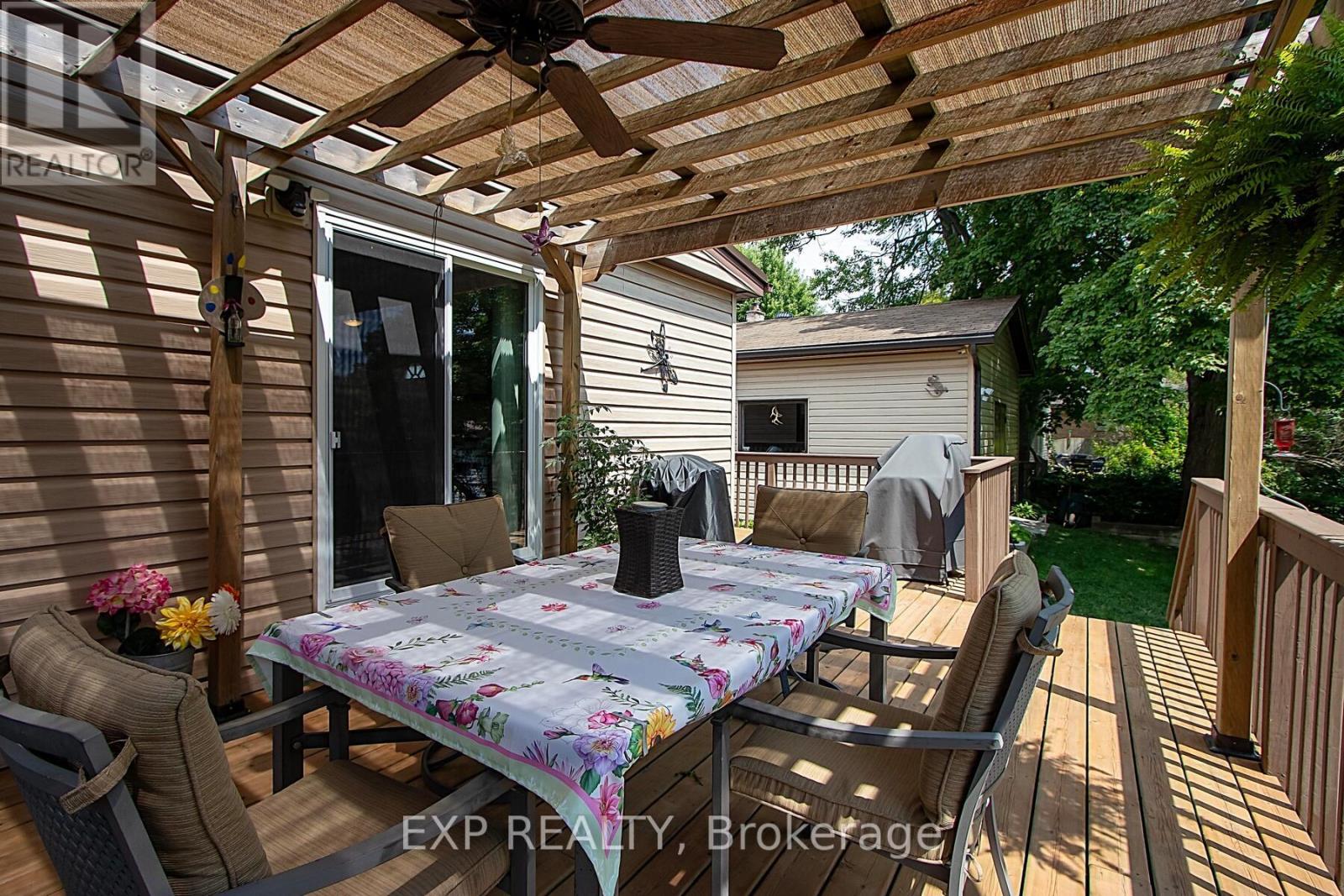 4027 Catherine Street, Thames Centre, Ontario  N0L 1G2 - Photo 30 - X12966570