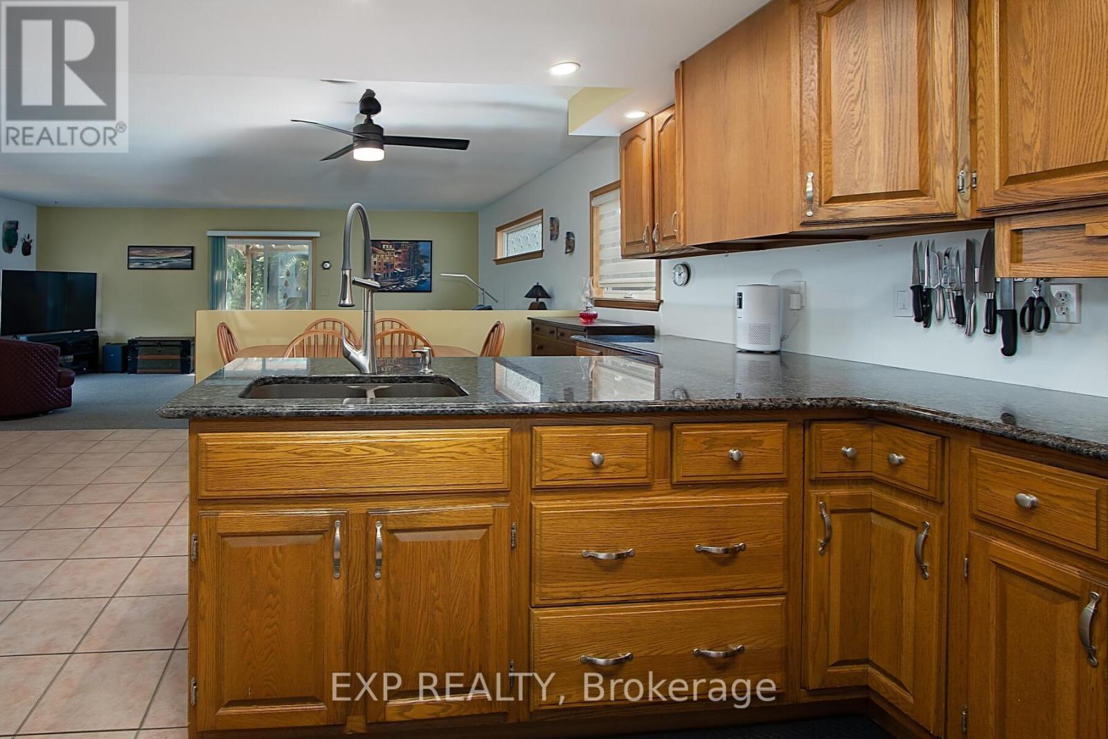 4027 Catherine Street, Thames Centre, Ontario  N0L 1G2 - Photo 6 - X12966570