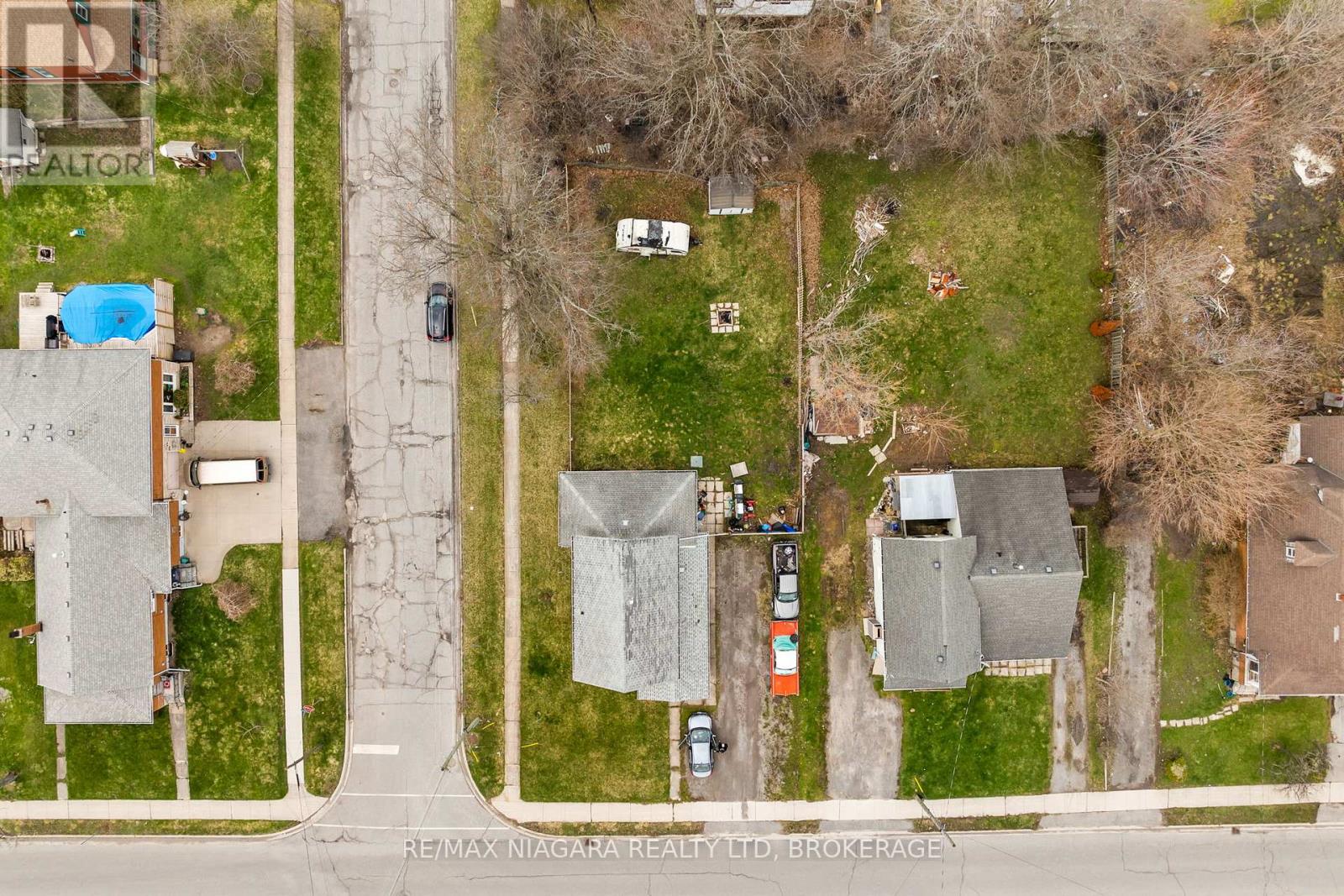 244 Gilmore Road, Fort Erie, Ontario  L2A 2M3 - Photo 11 - X12966646