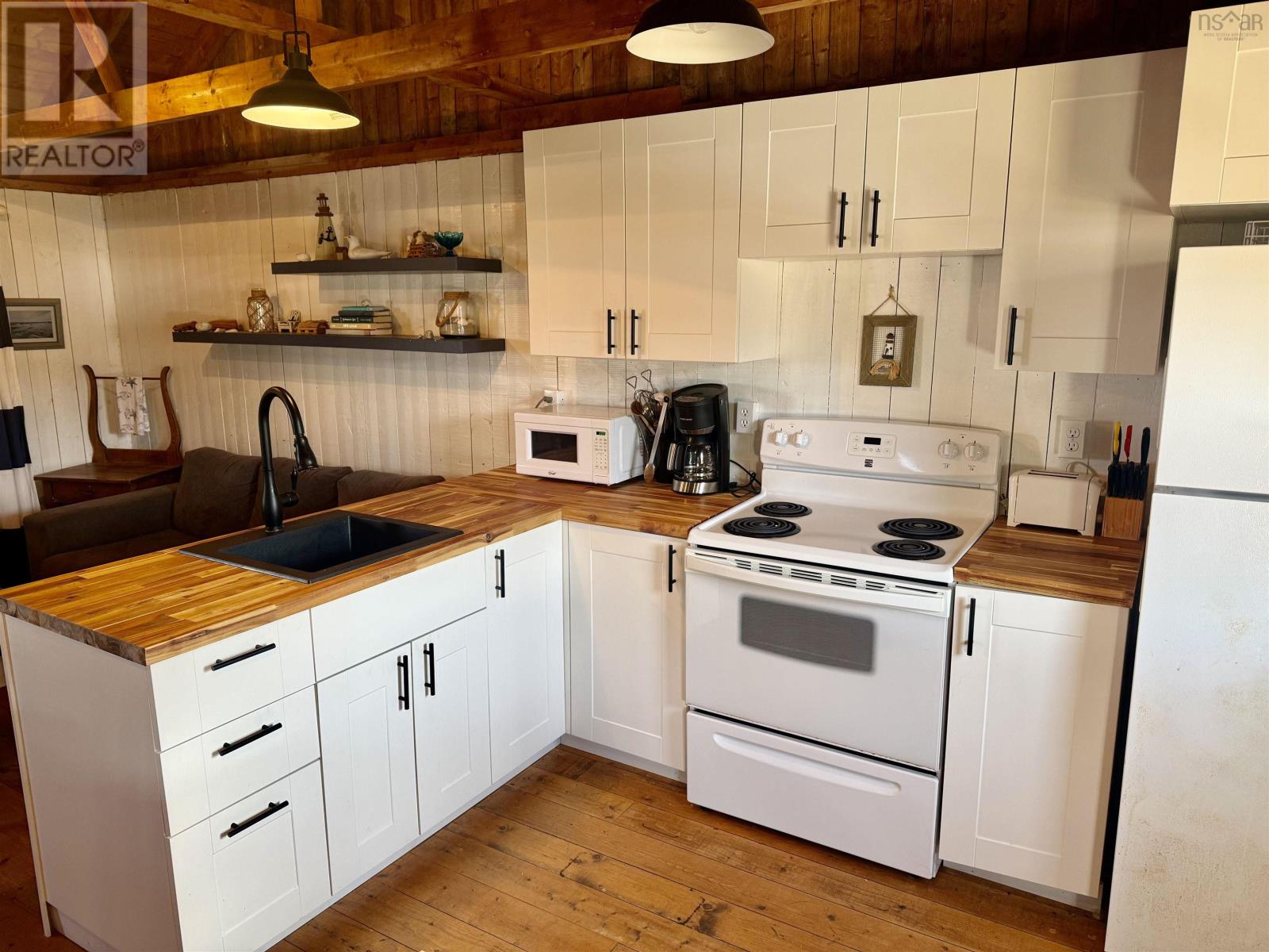 47 & 48 Cabin Road, Cape Sable Island, Nova Scotia  B0W 2E0 - Photo 17 - 202604658