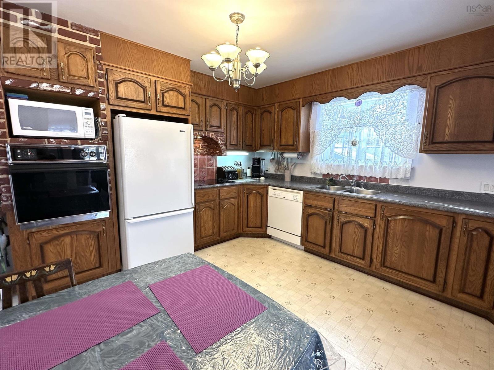 77 Emeneau Road, Brooklyn, Nova Scotia  B0J 1H0 - Photo 8 - 202605425