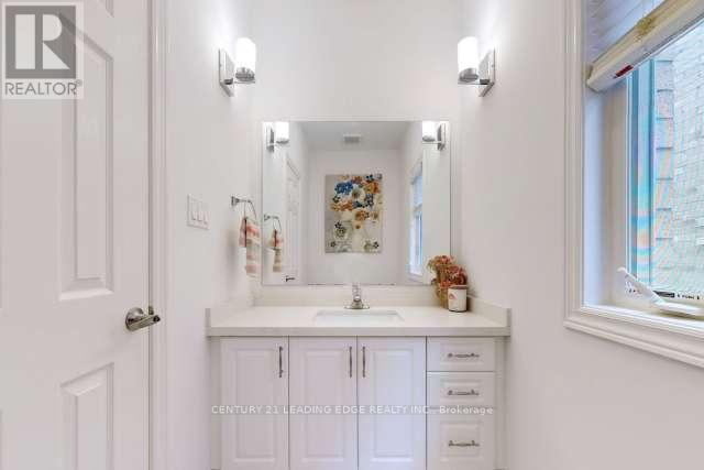 57 Markview Road, Whitchurch-Stouffville, Ontario  L4A 4W1 - Photo 11 - N12965510