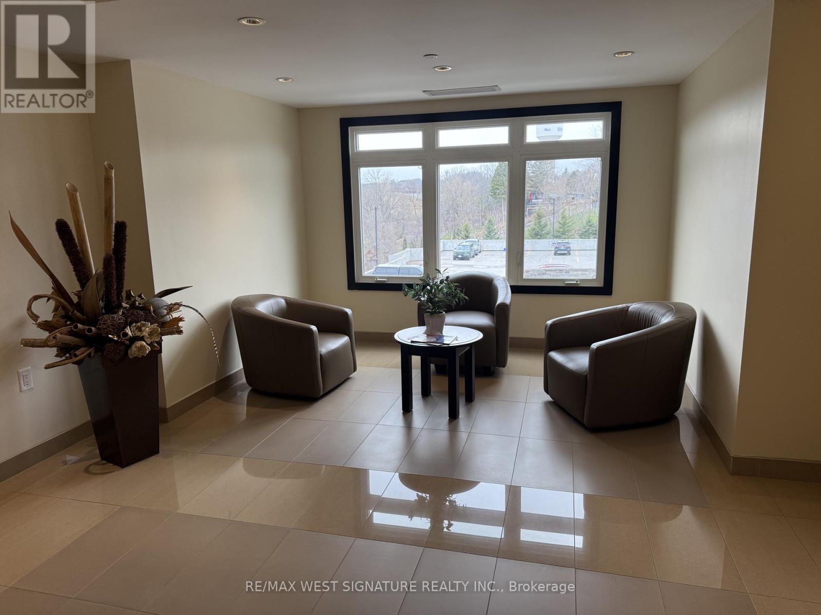 507 - 149 Church Street, King (Schomberg), Ontario  L0G 1T0 - Photo 4 - N12966482