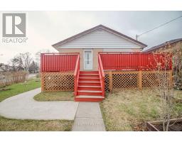 10 COPPERMILL DRIVE, Toronto, Ontario