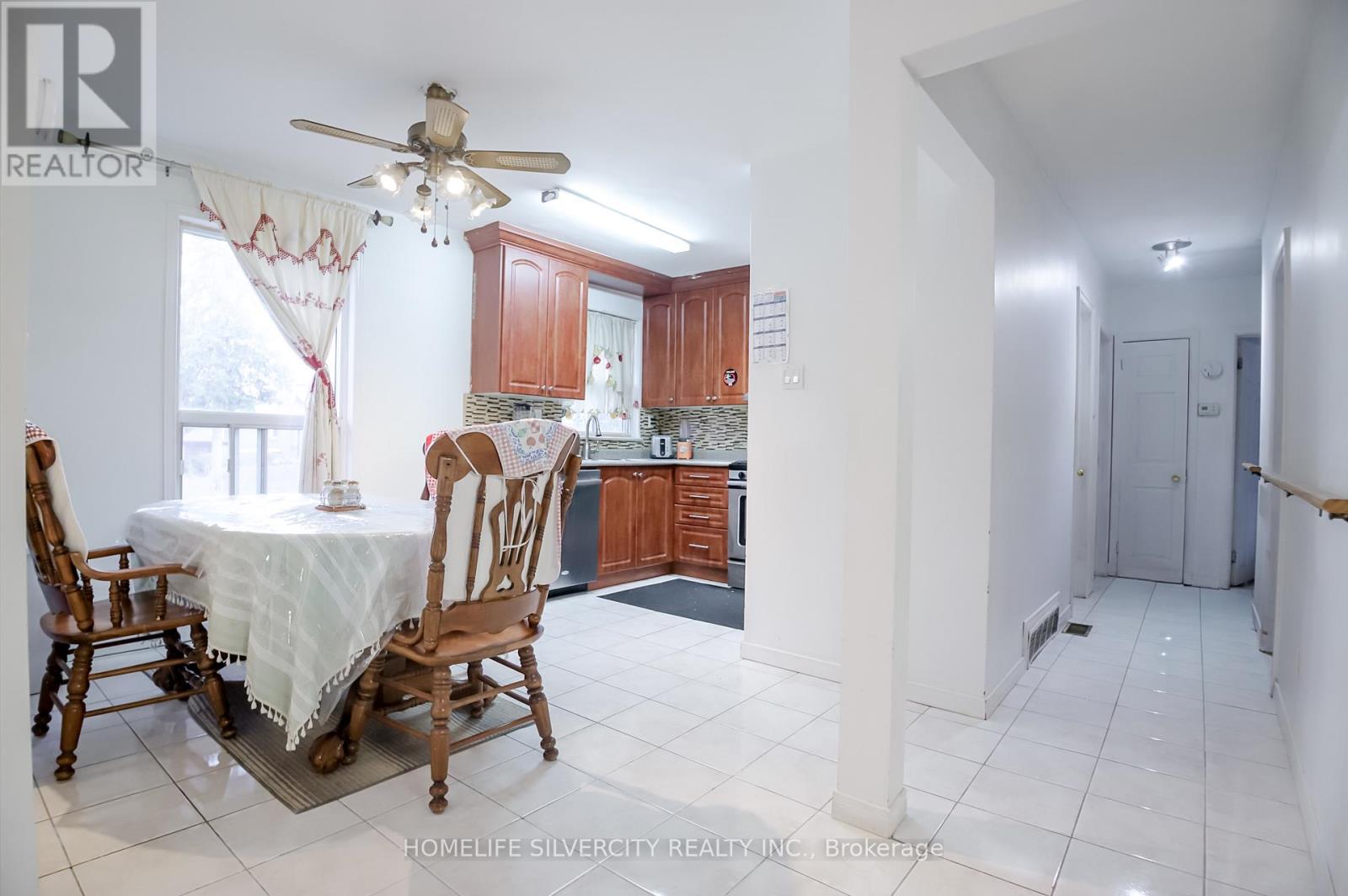 10 Coppermill Drive, Toronto, Ontario  M9W 3Z3 - Photo 13 - W12950822