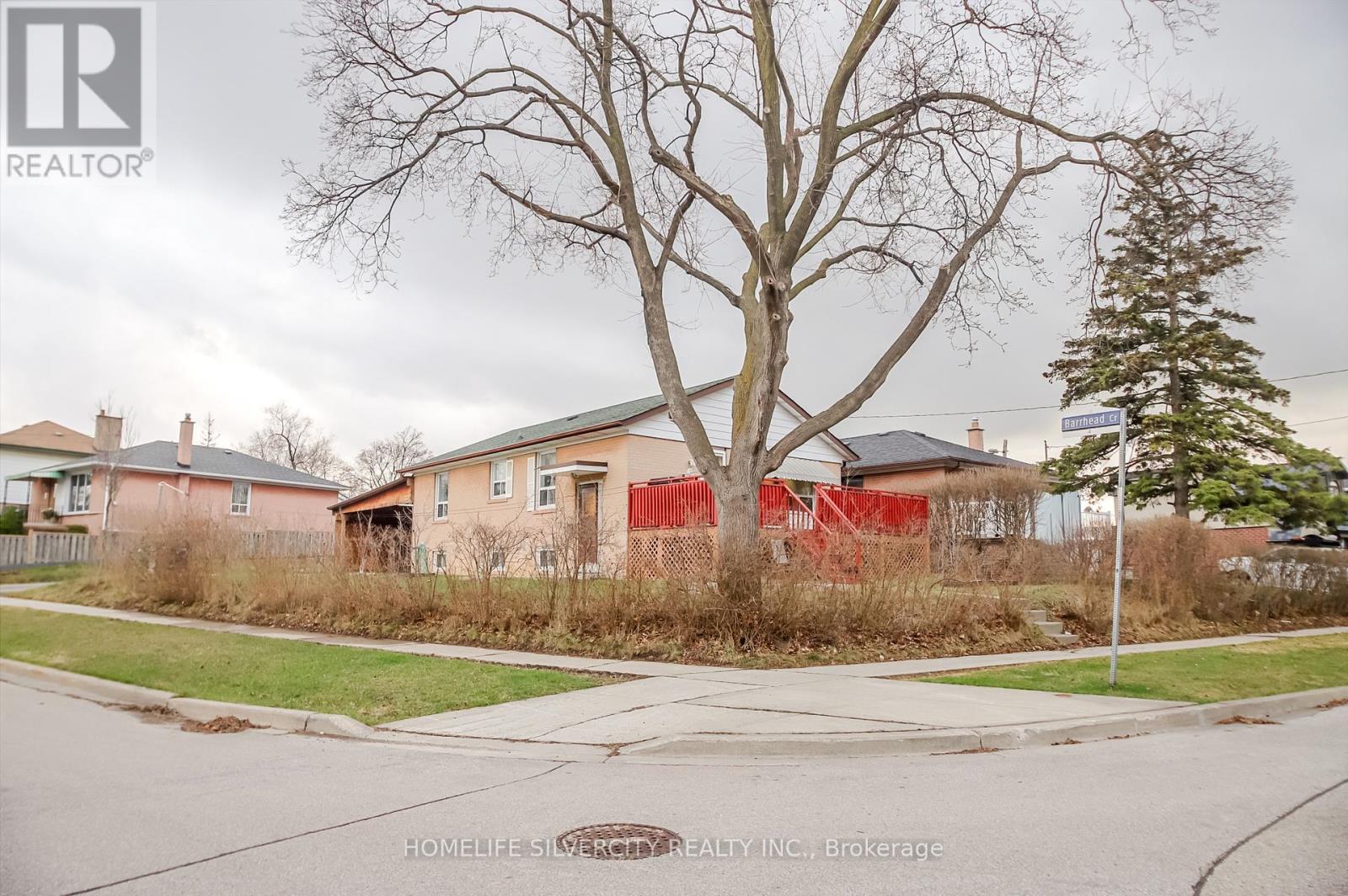 10 Coppermill Drive, Toronto, Ontario  M9W 3Z3 - Photo 3 - W12950822