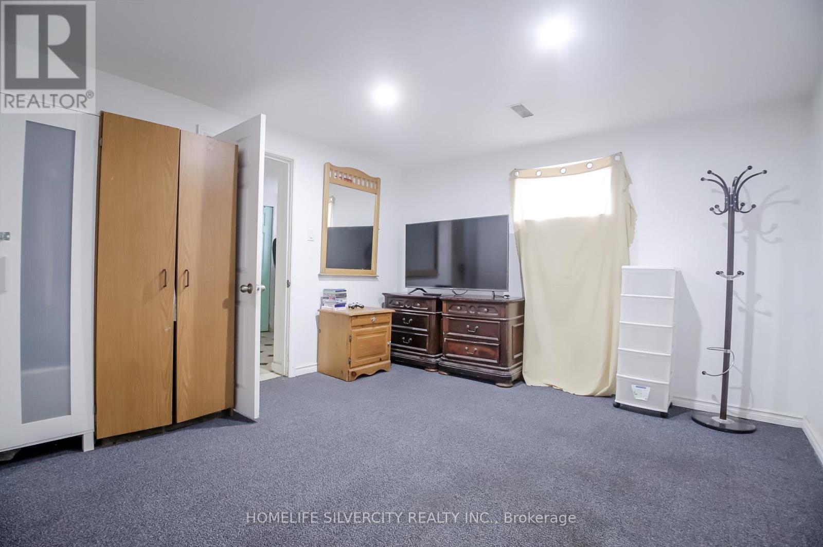 10 Coppermill Drive, Toronto, Ontario  M9W 3Z3 - Photo 30 - W12950822