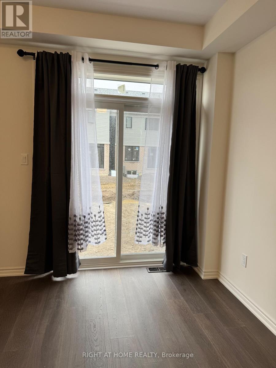 108 Sanderson Drive, Kawartha Lakes, Ontario  K9V 0S7 - Photo 50 - X12942068