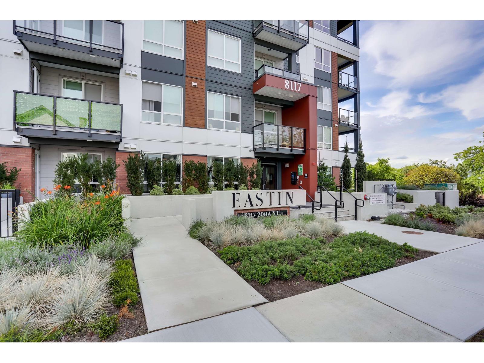 217 8117 200a Street, Langley, British Columbia  V2Y 3W9 - Photo 1 - R3107389