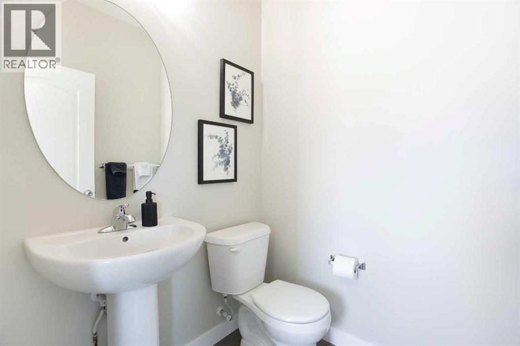 382 Hillcrest Road SW, Airdrie, Alberta  T4B 4T9 - Photo 14 - A2296773