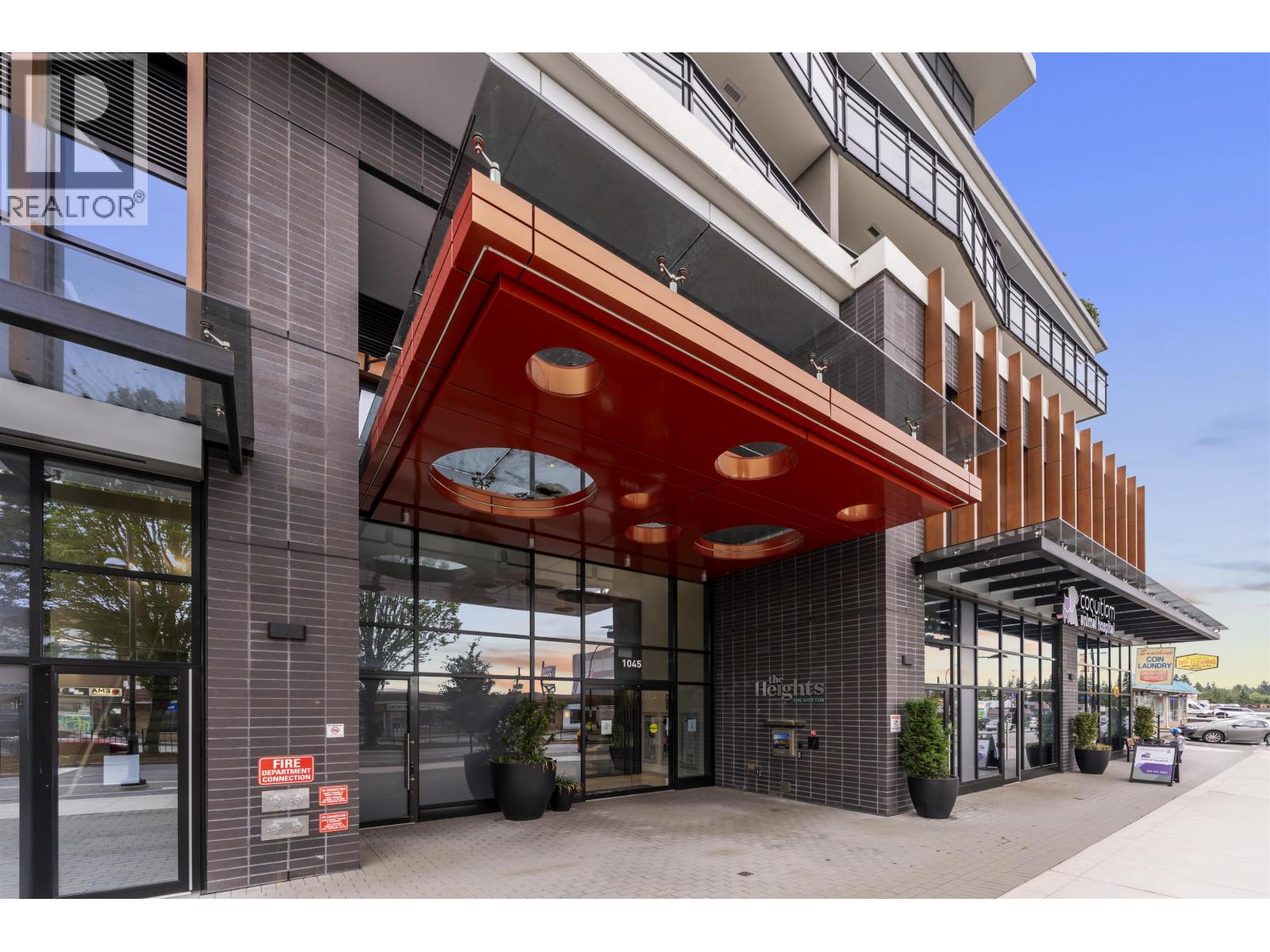 501 1045 Austin Avenue, Coquitlam, British Columbia  V3K 0G9 - Photo 2 - R3104563