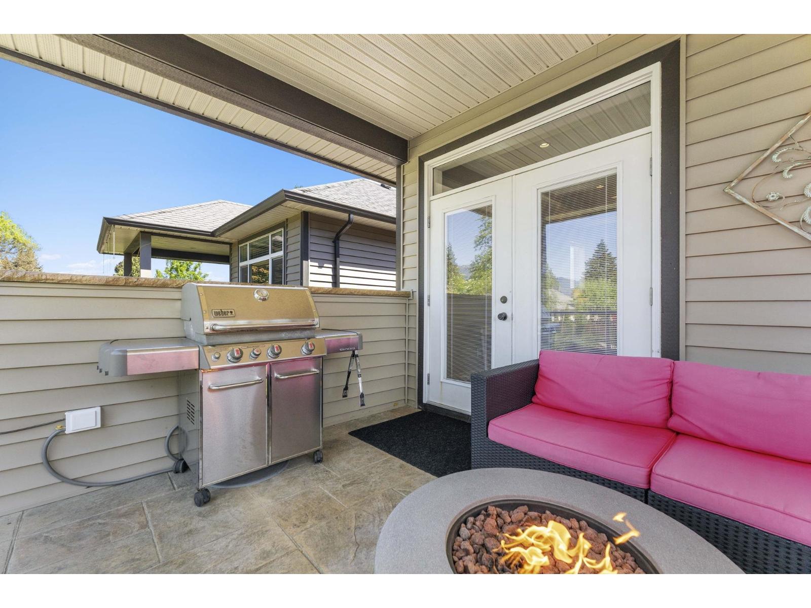 9603 St. David Street, Chilliwack Proper East, Chilliwack, British Columbia  V2P 5B5 - Photo 14 - R3107605